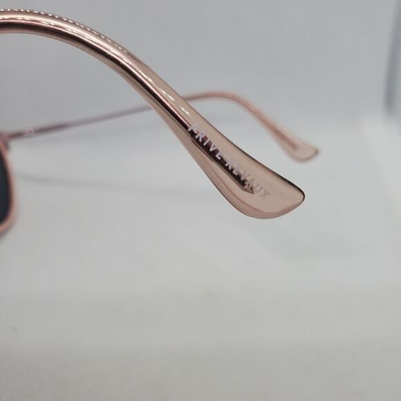 Prive Revaux Polarized The Aussie Limited Edition Pink Sunglasses & Case - Picture 14 of 14